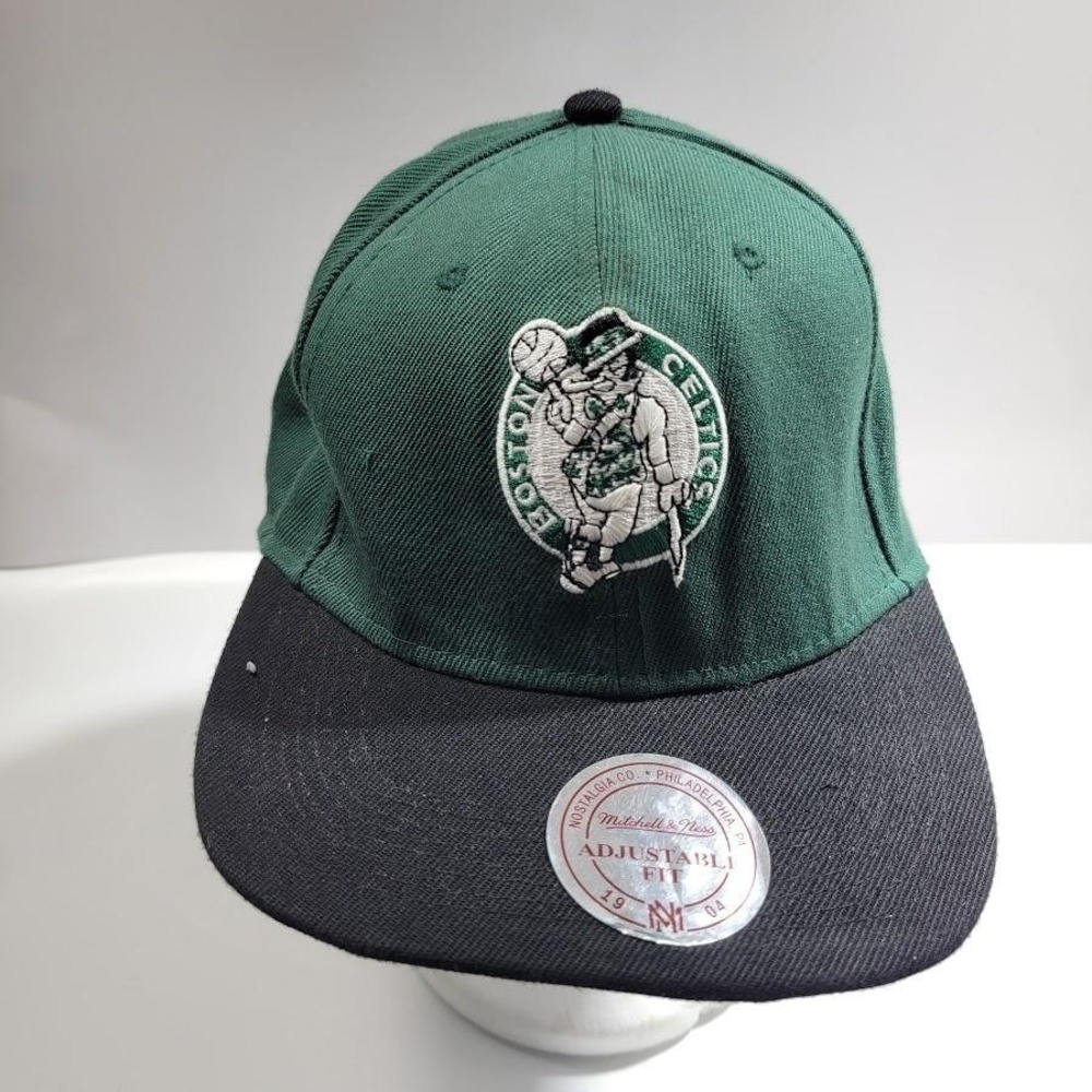 Boston Celtics Hat Cap Snap Back Mens One Size NBA Basketball Mitchell & Ness